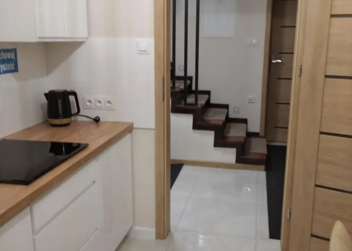 Pod Lipami * Goluchow